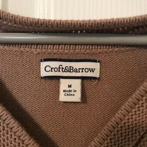 Medium Croft & Barrow tan sweater